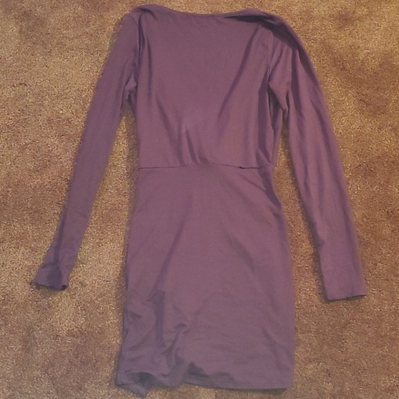 Maroon Purple V-Neck Dress - Picture 6 of 6